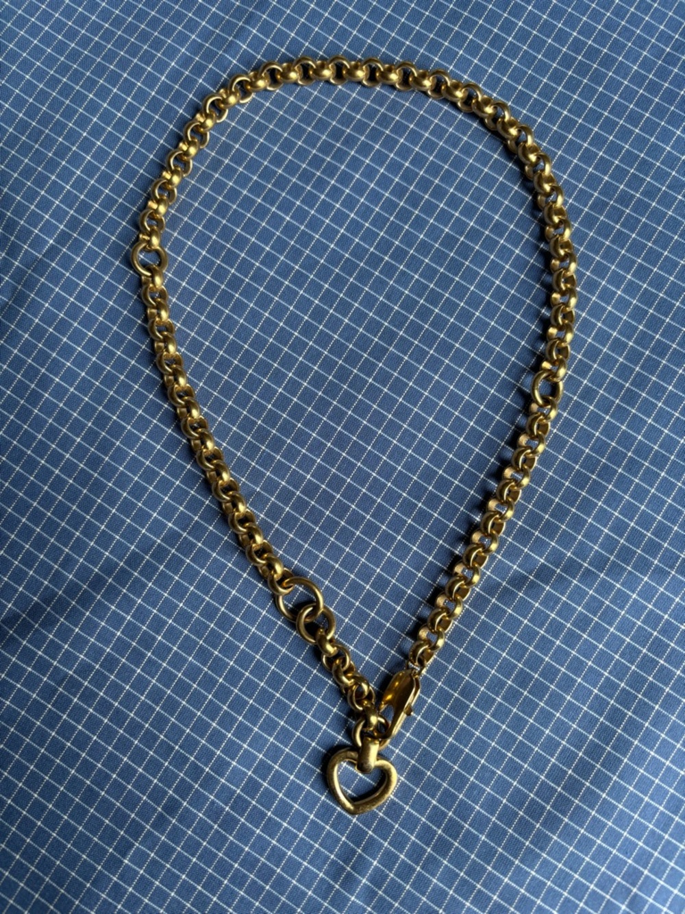 laura lombardi heart chain